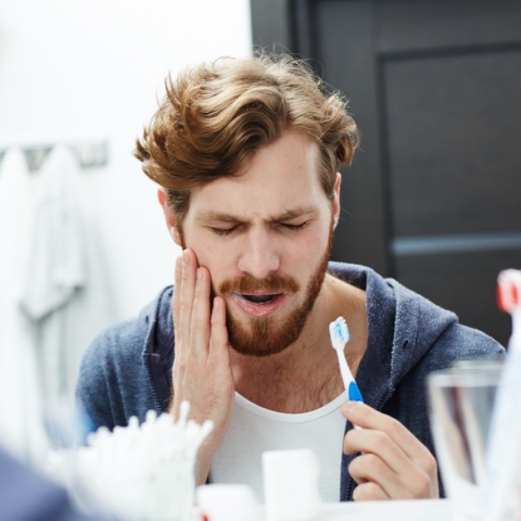 Dor de Dente Persistente e Intensa